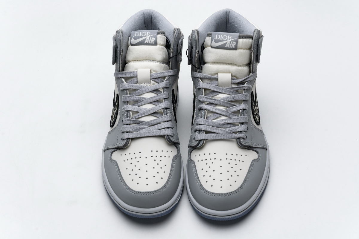 Yes Sneaker Air Jordan 1 Retro High CN8607-002