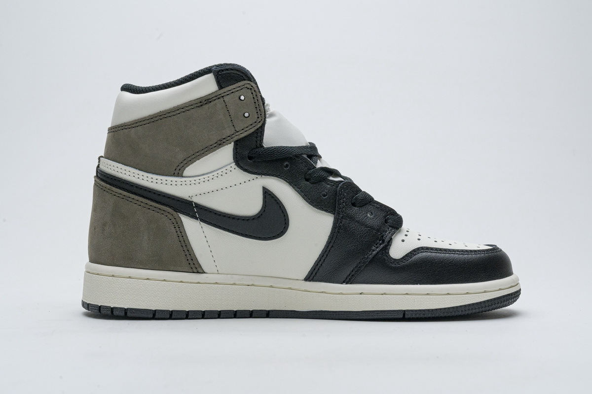 Yes Sneaker Air Jordan 1 Retro High Dark Mocha 555088-105