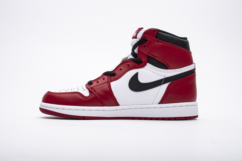 Yes Sneaker Air Jordan 1 Retro Chicago (2015) 555088-101