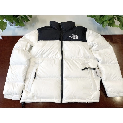 The North Face Splicing White And Black Down Jacket 01