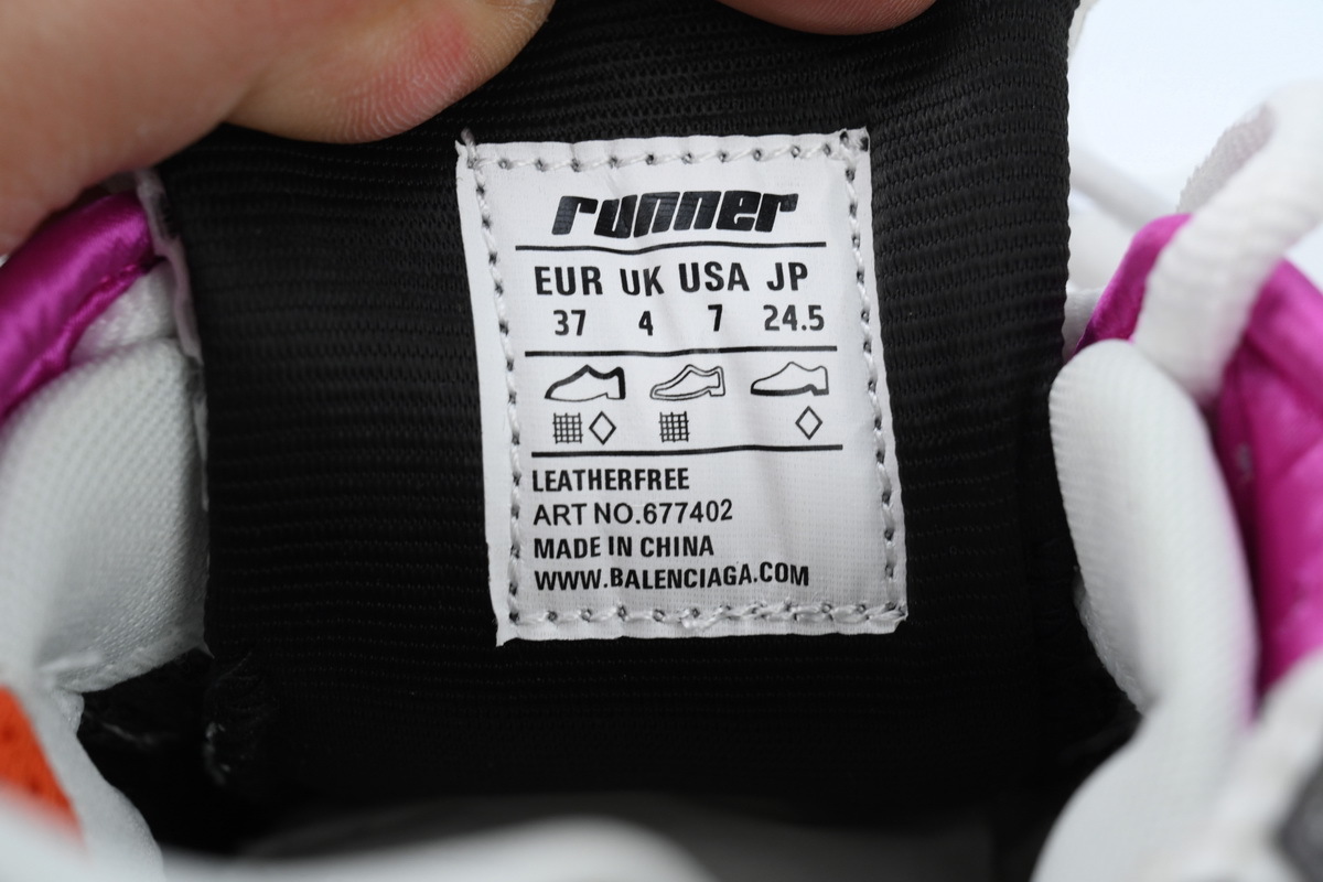  677403 W3RB6 8123    Balenciaga Runner Silver Purple