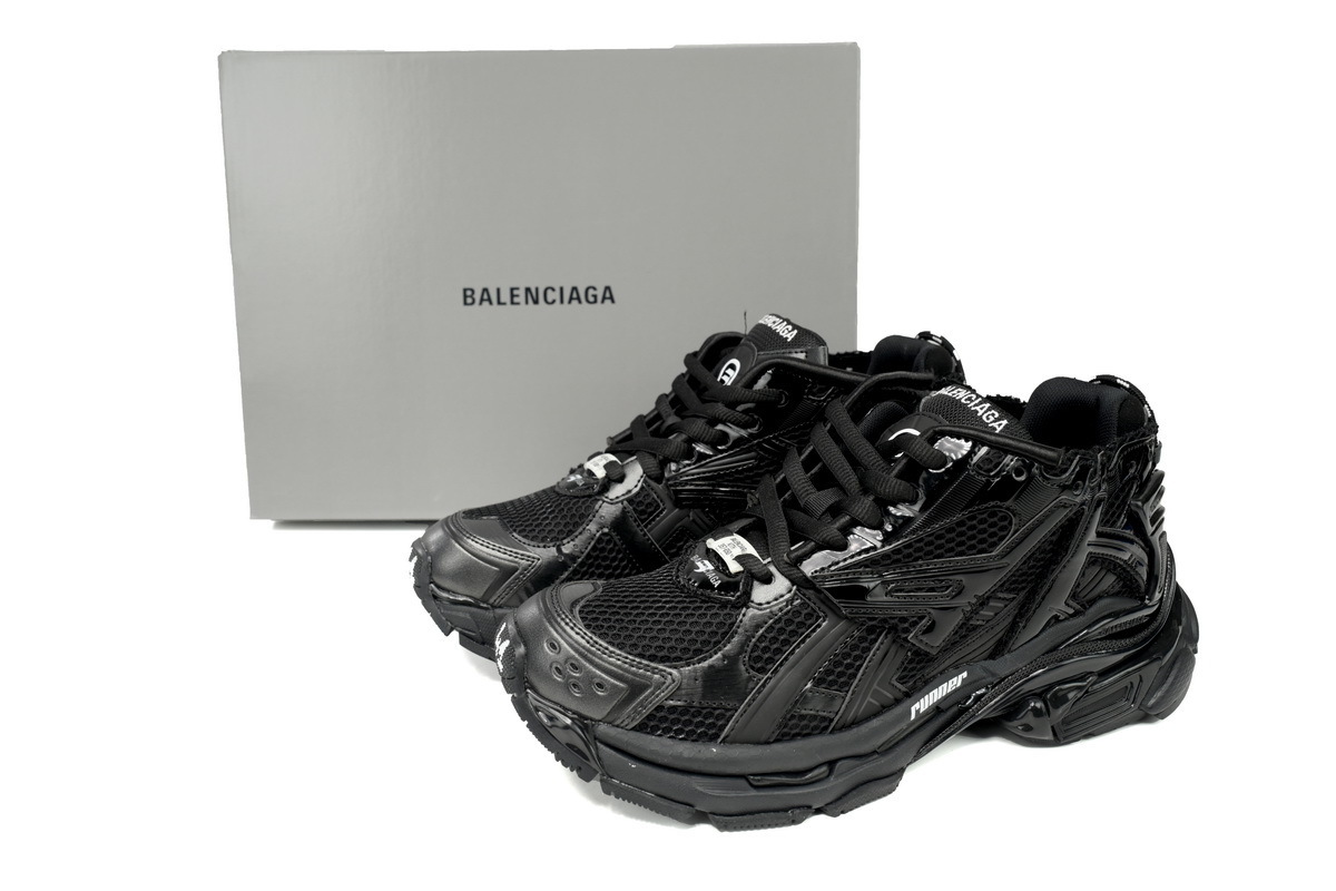  Balenciaga Runner Black