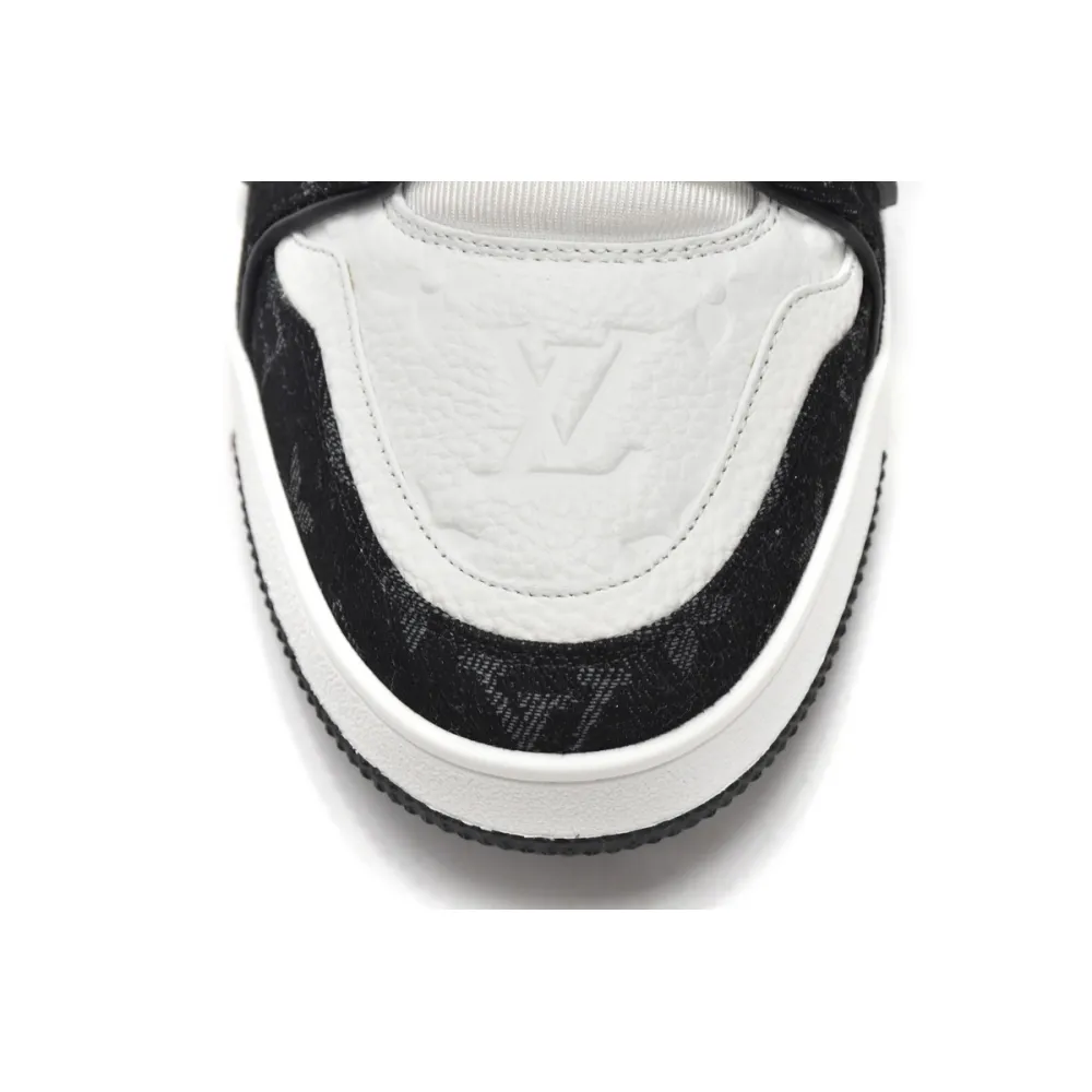 VL1202   LOUIS VUITTON Trainer Black And White Cloth Cover 