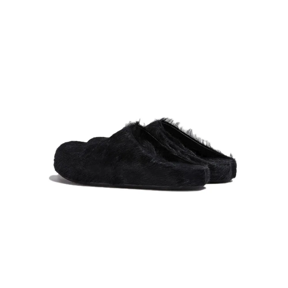 Marni Long hair Calfskin Fussbett Sabot Black SBMR000600P412200N99