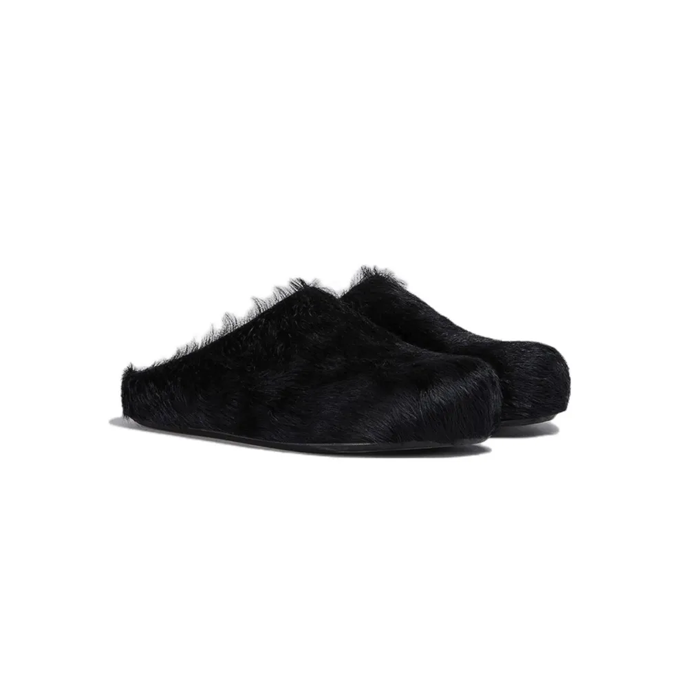 Marni Long hair Calfskin Fussbett Sabot Black SBMR000600P412200N99