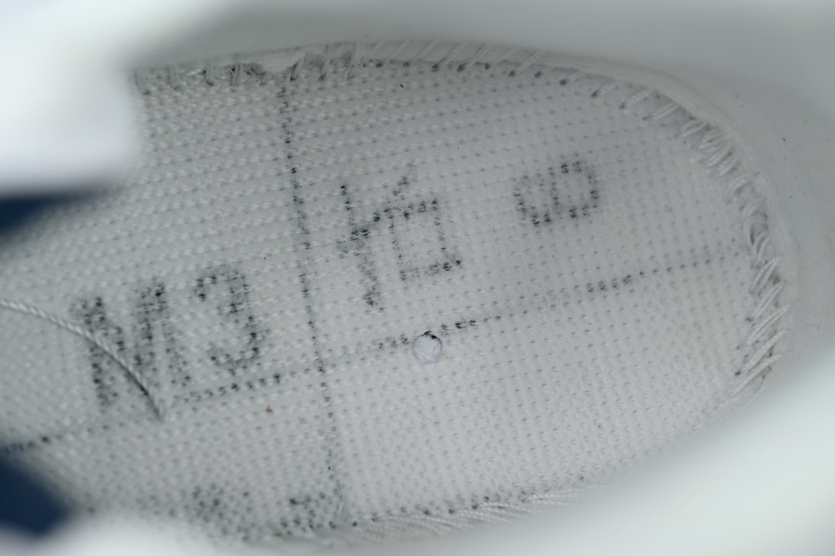 Air Jordan 3 Retro UNC CT8532-104