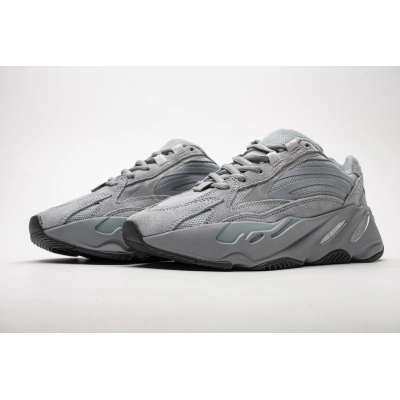 Adidas Yeezy 700 V2 Hospital Blue FV8424 02