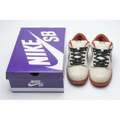 Nike Dunk SB Low Pro Hennessy BQ6817-100 01