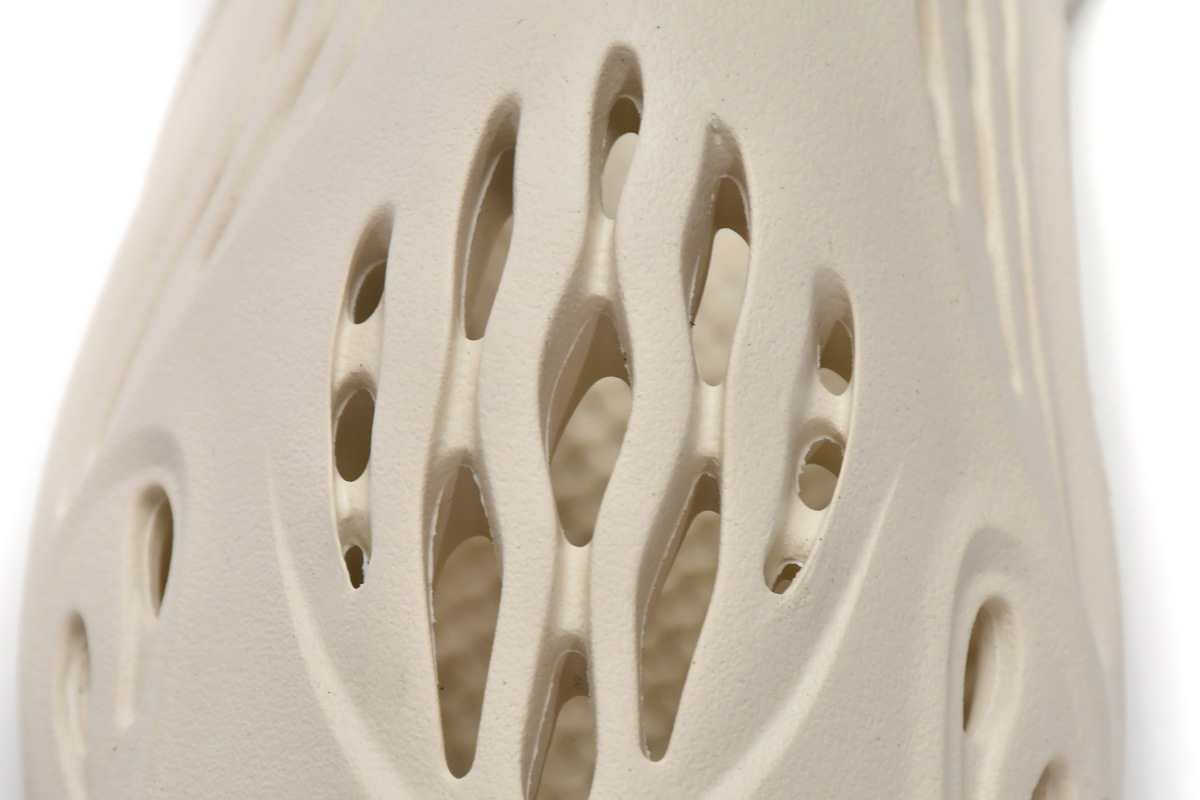 Coco Shoes adidas Yeezy Foam Runner Sand FY4567 - Cocoshoesvip.net