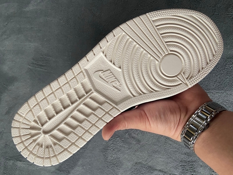 Coco Shoes Air Jordan 1 Retro High Switch Purple Pulse CW6576-500 - Cocoshoesvip.net