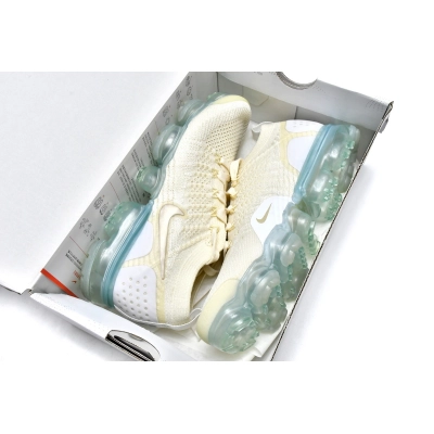 Nike Air VaporMax 2 Light Cream 942843-201 02