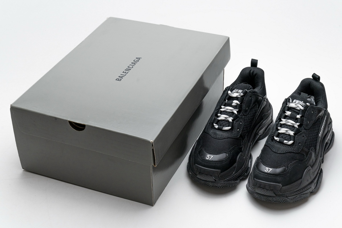 Coco Shoes Balenciaga Triple S Black 483513 W06E2 2323 - Cocoshoesvip.net