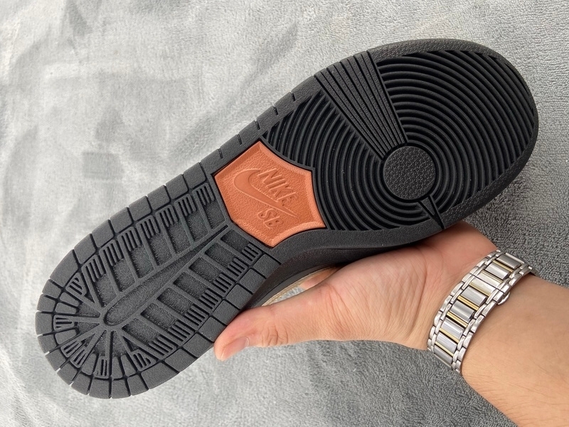 Coco Shoes Nike SB Dunk High RX-0 Unicorn Gundam 02 Banshee DH7717-400 - Cocoshoesvip.net