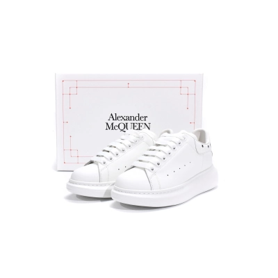 Alexander McQueen Oversized Black Phoenix Tail Color 02