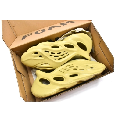 adidas Yeezy Foam Runner Sulfur GV6775 02