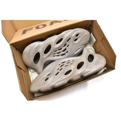 adidas Yeezy Foam Runner Stone Sage GX4472 02