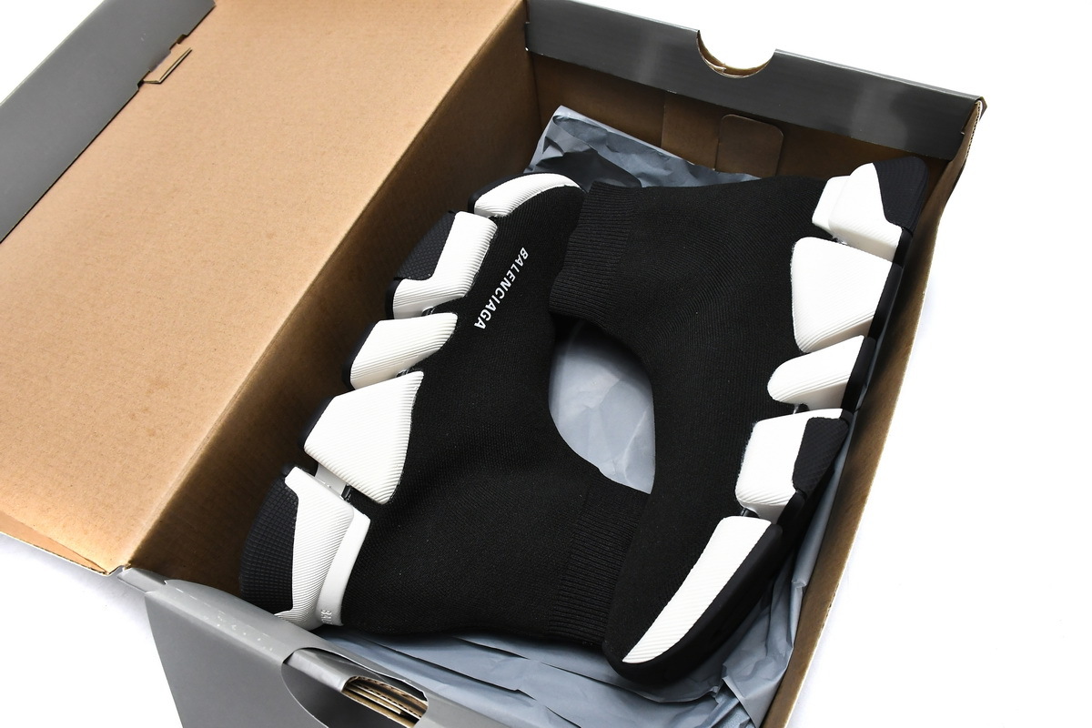 Coco Shoes Balenciaga Speed 2.0 Black White 617239W17021015 - Cocoshoesvip.net