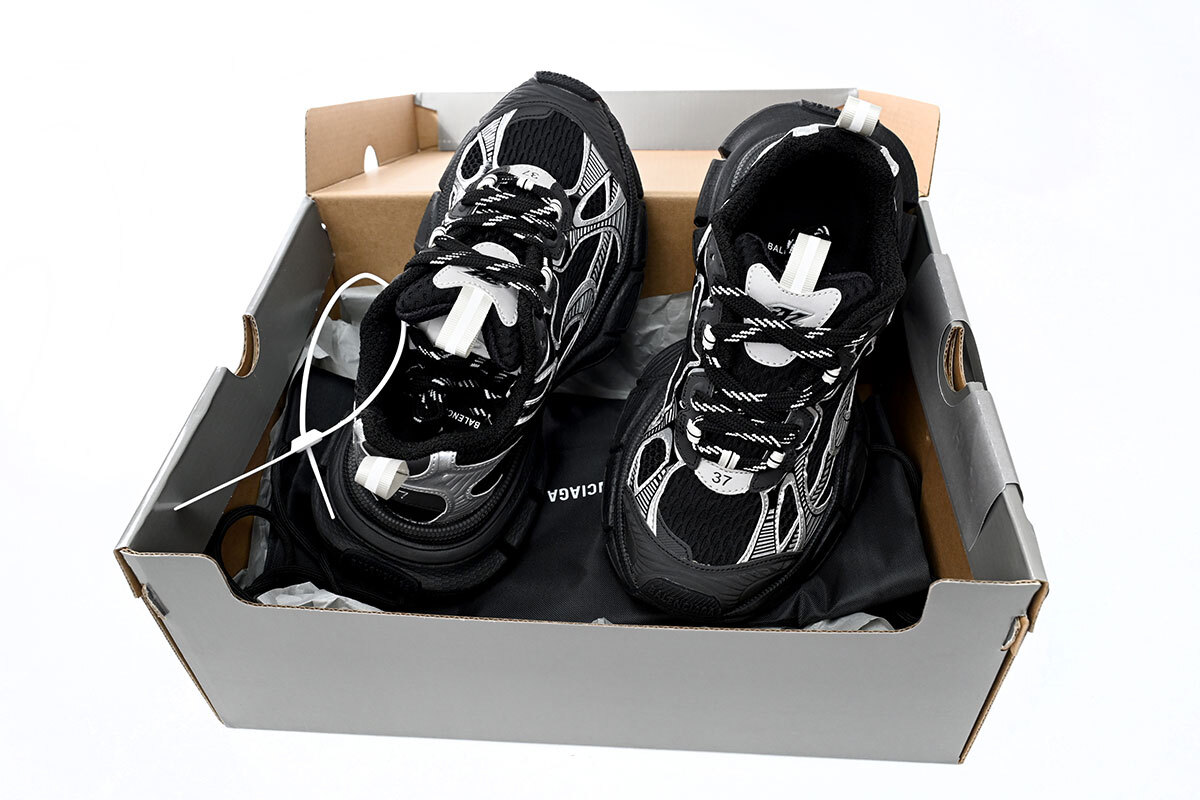 Coco Shoes Balenciaga 3XL Sneaker in Silver 734733W2RB50218 - Cocoshoesvip.net