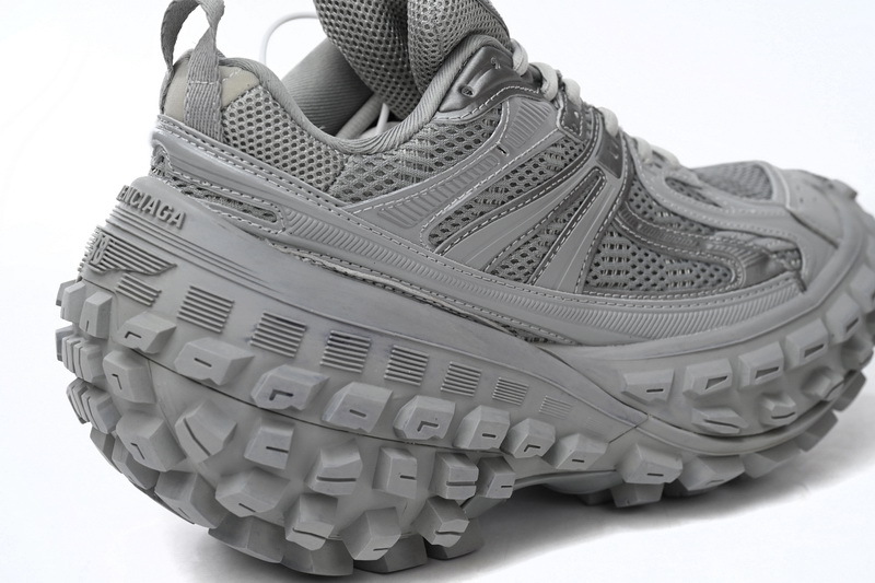 Coco Shoes Balenciaga Defender Grey 685613W2RA61200 - Cocoshoesvip.net