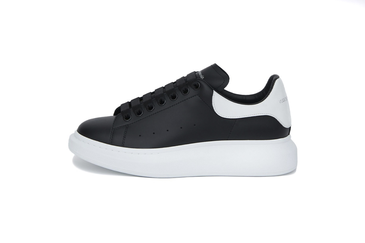 Coco Shoes Alexander McQueen Oversized Black White 553680WHGP51070 - Cocoshoesvip.net