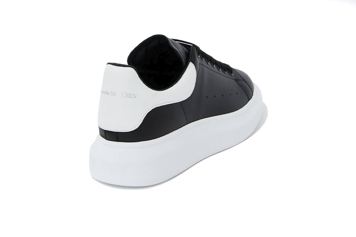 Coco Shoes Alexander McQueen Oversized Black White 553680WHGP51070 - Cocoshoesvip.net