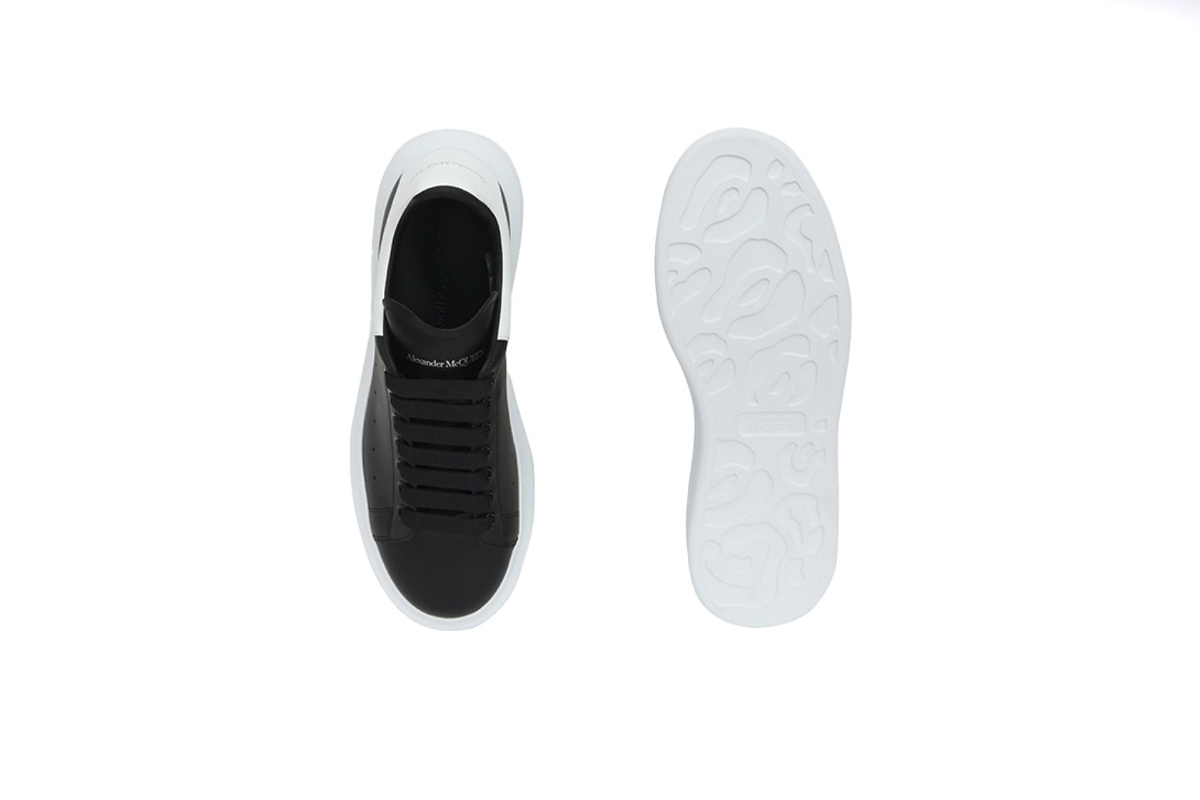 Coco Shoes Alexander McQueen Oversized Black White 553680WHGP51070 - Cocoshoesvip.net
