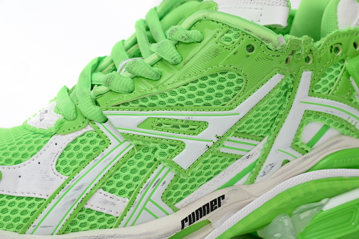 Coco Shoes Balenciaga Runner Fluo Green 677403W3RBM3590 - Cocoshoesvip.net