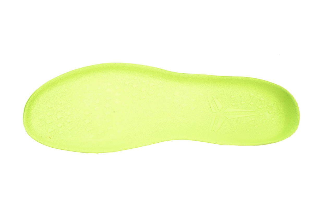 Coco Shoes Nike Kobe 8 System Christmas Solid Outsole 555286-060 - Cocoshoesvip.net