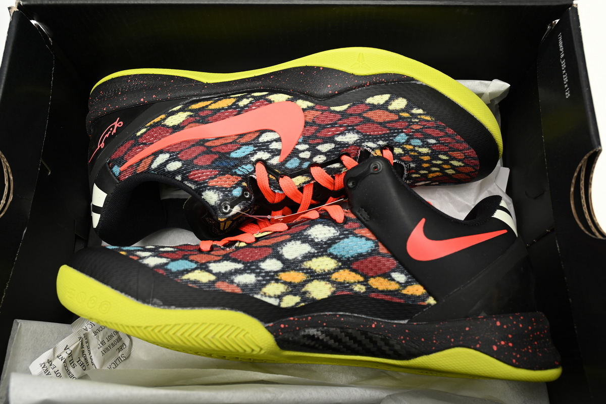 Coco Shoes Nike Kobe 8 System Christmas Solid Outsole 555286-060 - Cocoshoesvip.net