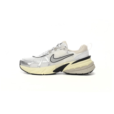 Coco Shoes Nike V2K Run Summit White Metallic Silver FD0736-100 01