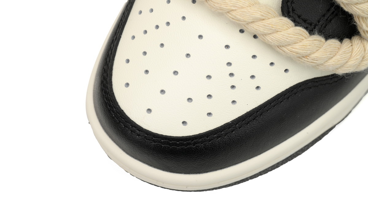 Coco Shoes Nike SB Dunk Low "Black White" Scottish Panda CW1590-100 (Limited customized) - Cocoshoesvip.net