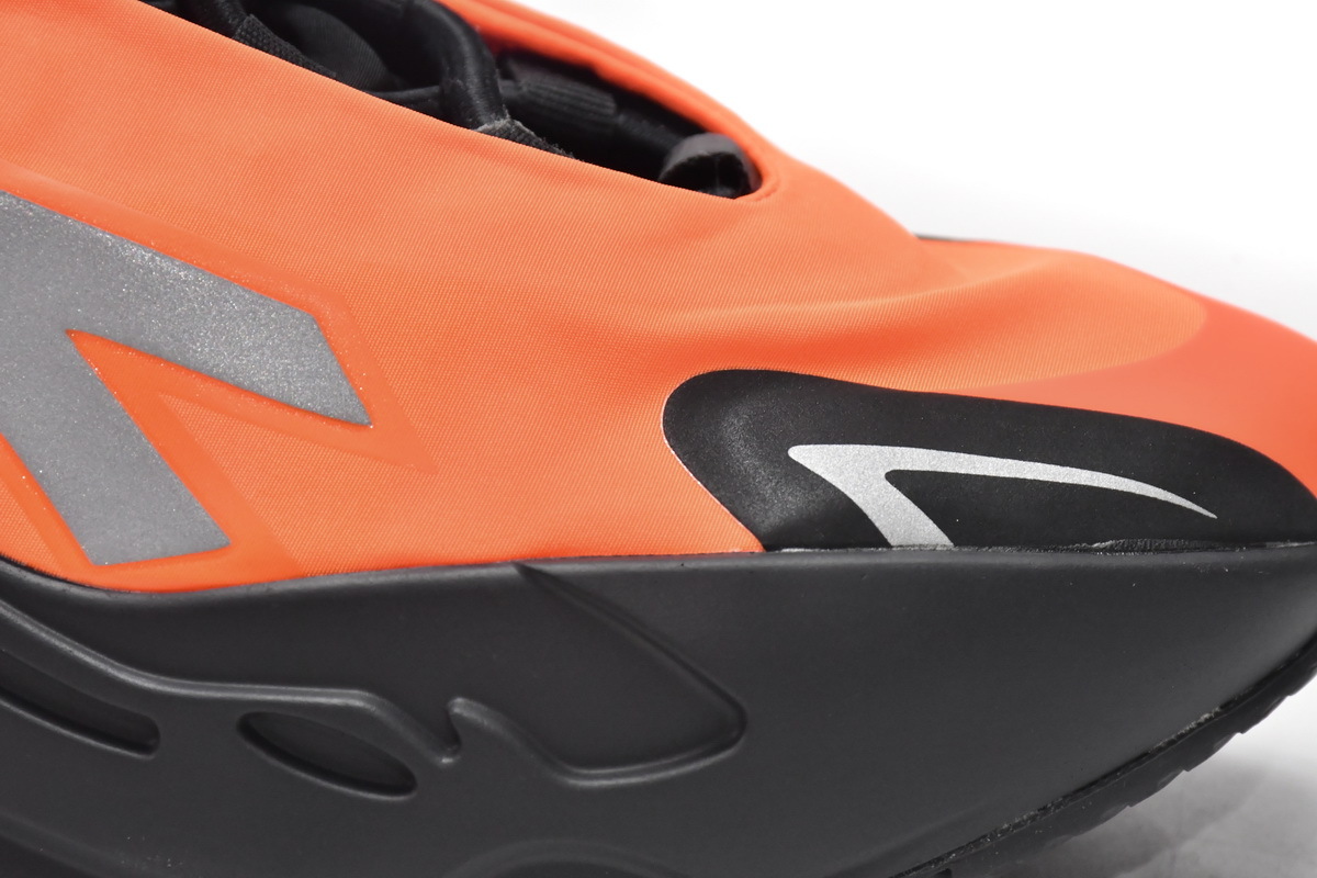 Coco Shoes Adidas Yeezy Boost 700 MNVN Orang FV3258 - Cocoshoesvip.net