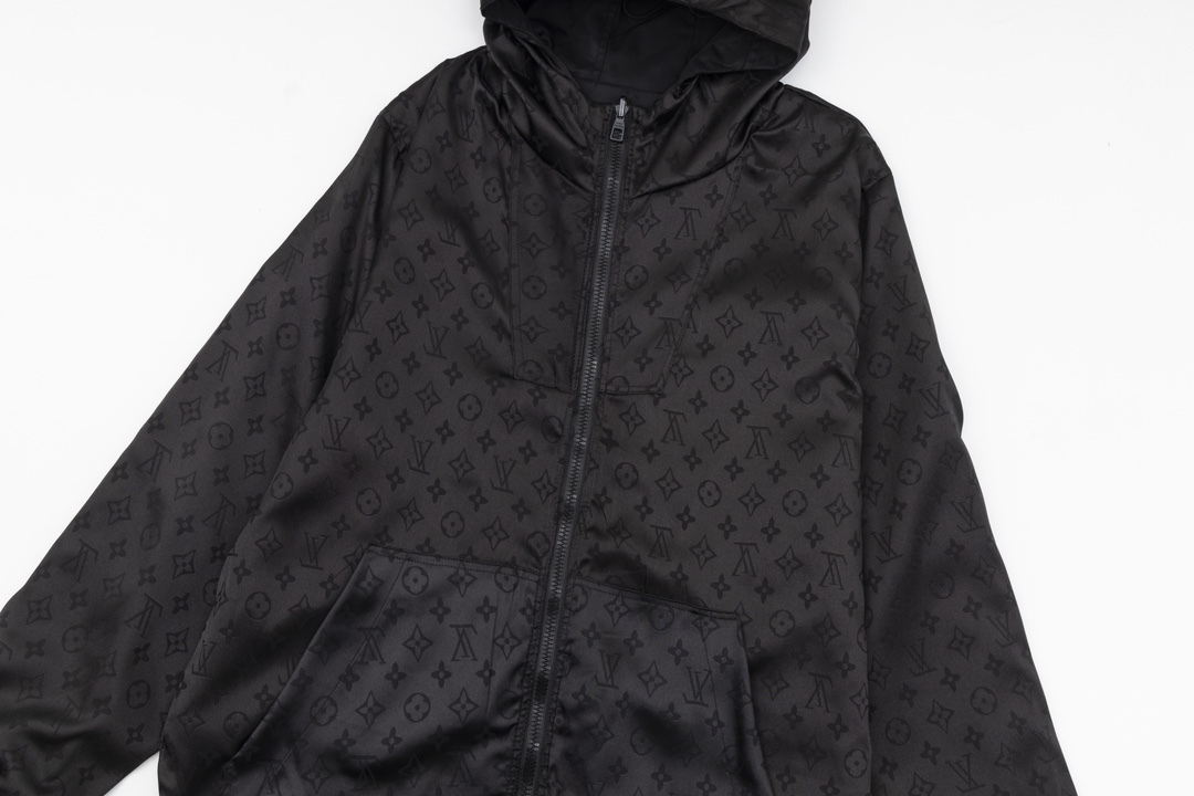 Coco Shoes Louis Vuitton Reversible Monogram Windbreaker Dark Grey 1A9A13 - Cocoshoesvip.net