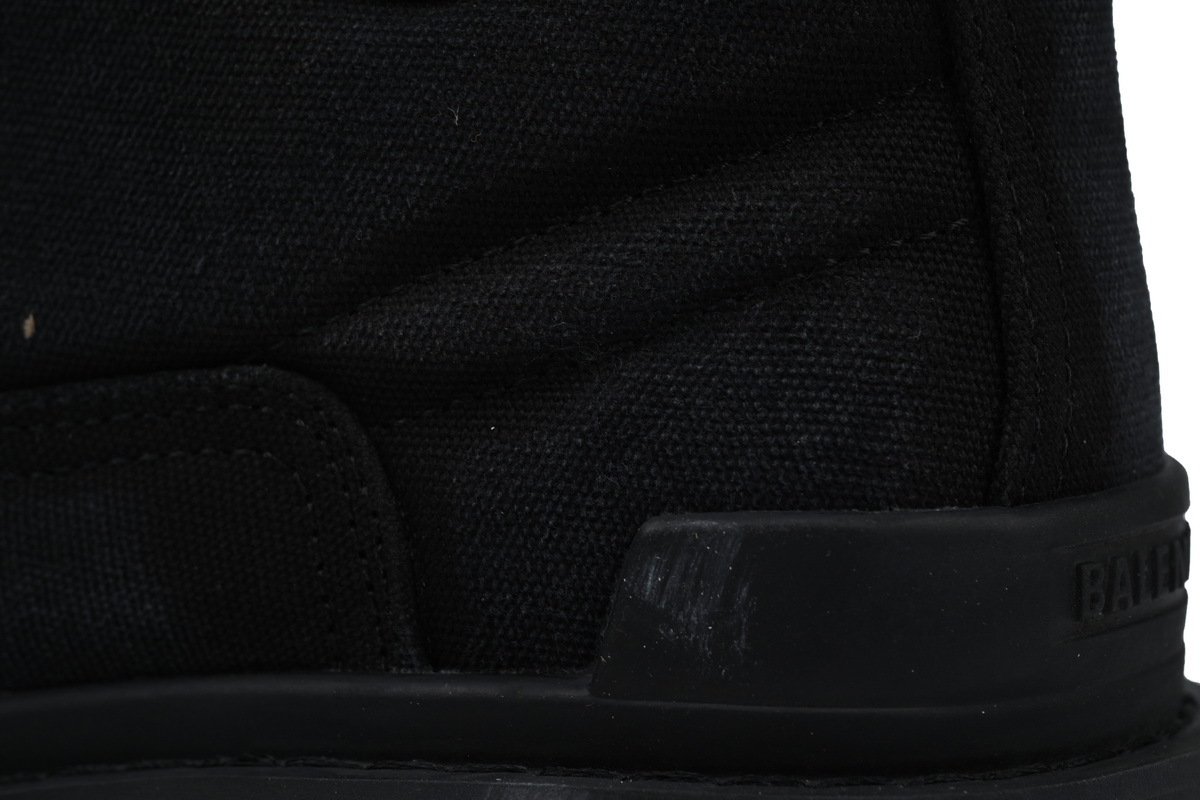 Coco Shoes Balenciaga Strike 2MM Lace-up Boots in Black 694060-W2H11-1000 - Cocoshoesvip.net