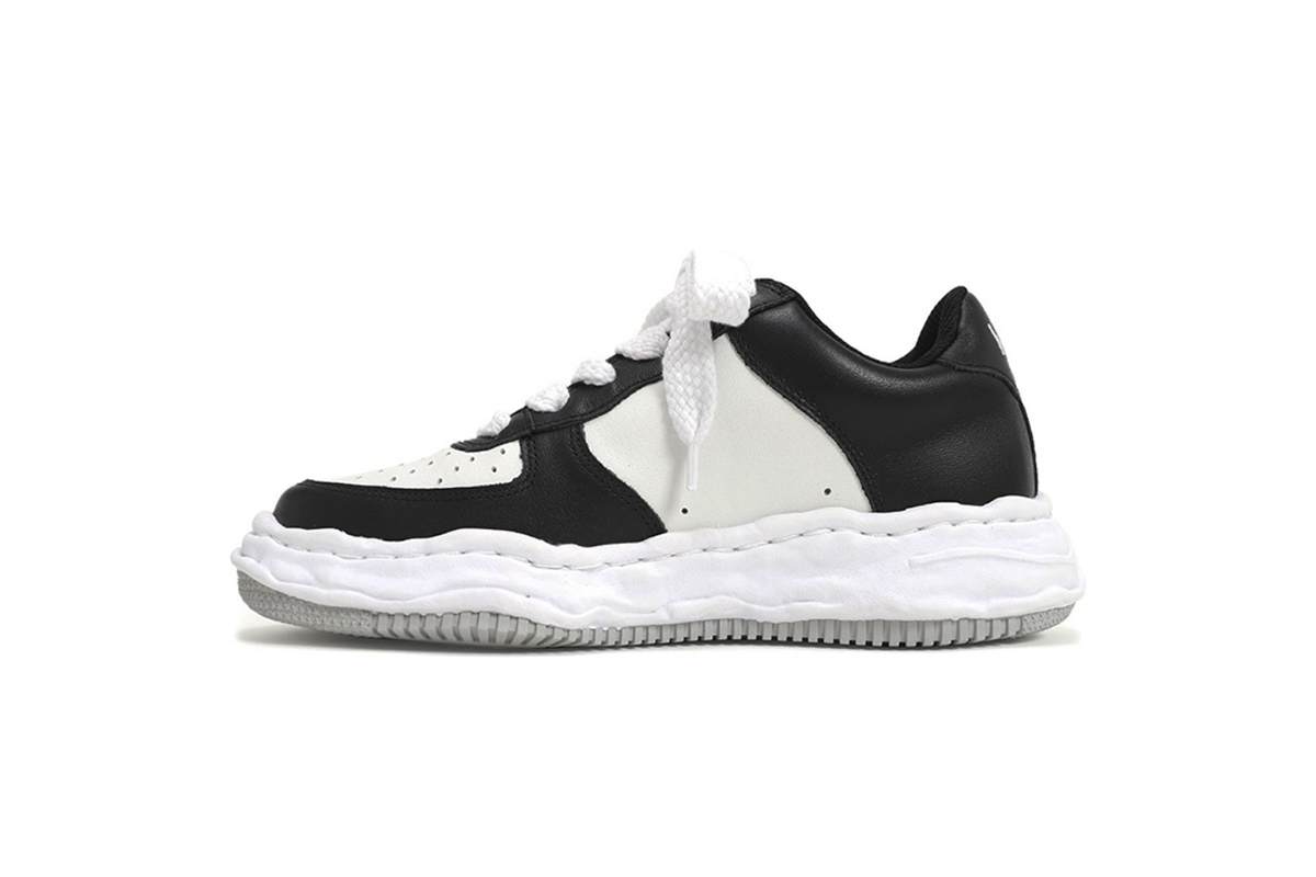 Coco Shoes Maison Mihara Yasuhiro OG Sole Low White Black A08FW706 - Cocoshoesvip.net