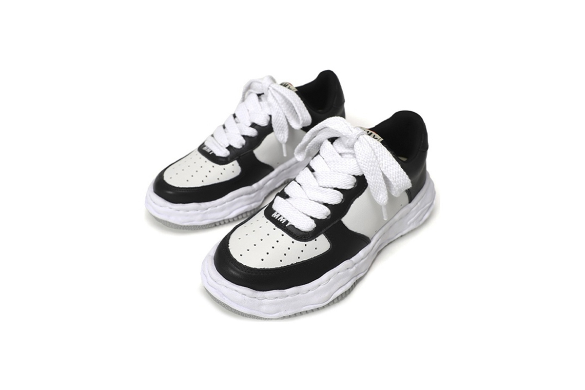 Coco Shoes Maison Mihara Yasuhiro OG Sole Low White Black A08FW706 - Cocoshoesvip.net