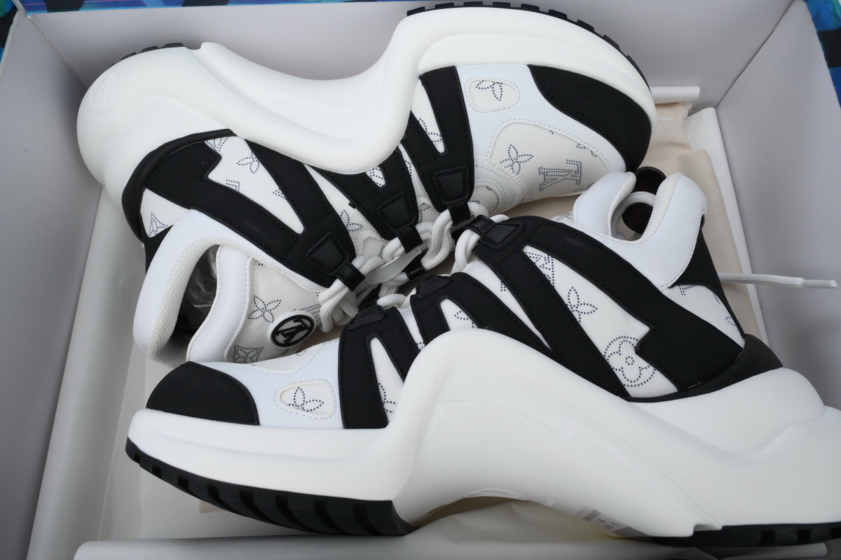 Coco Shoes Louis Vuitton Archlight Sneakers 1AAM2W - Cocoshoesvip.net