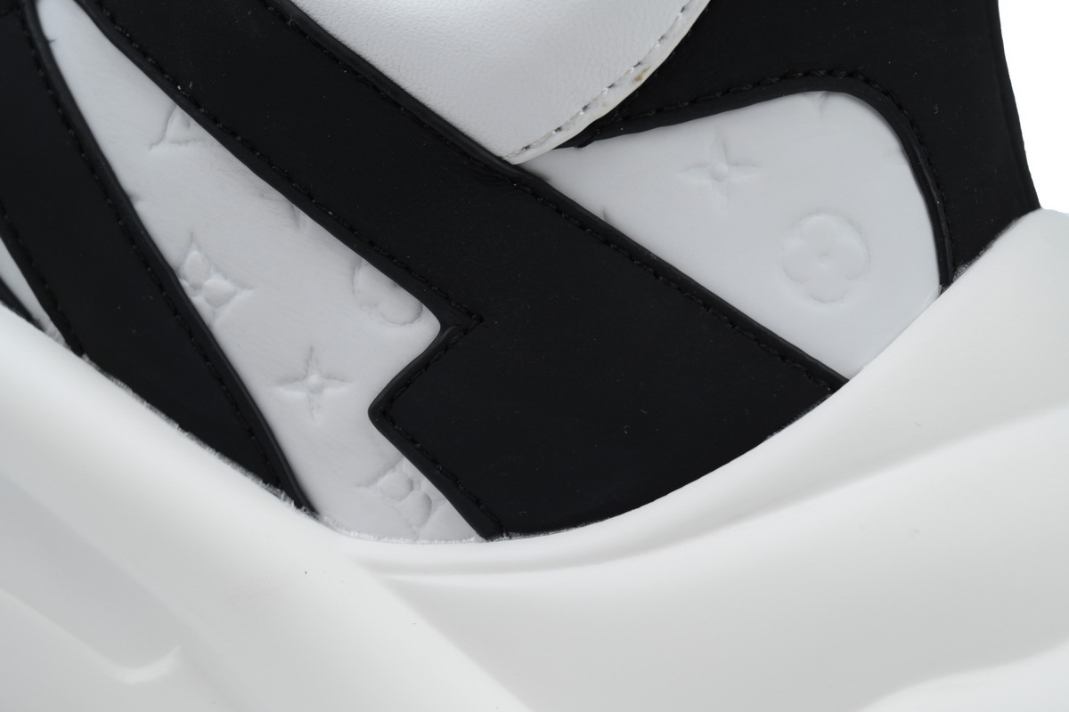 Coco Shoes Louis Vuitton Archlight Sneakers 1ABP66 - Cocoshoesvip.net