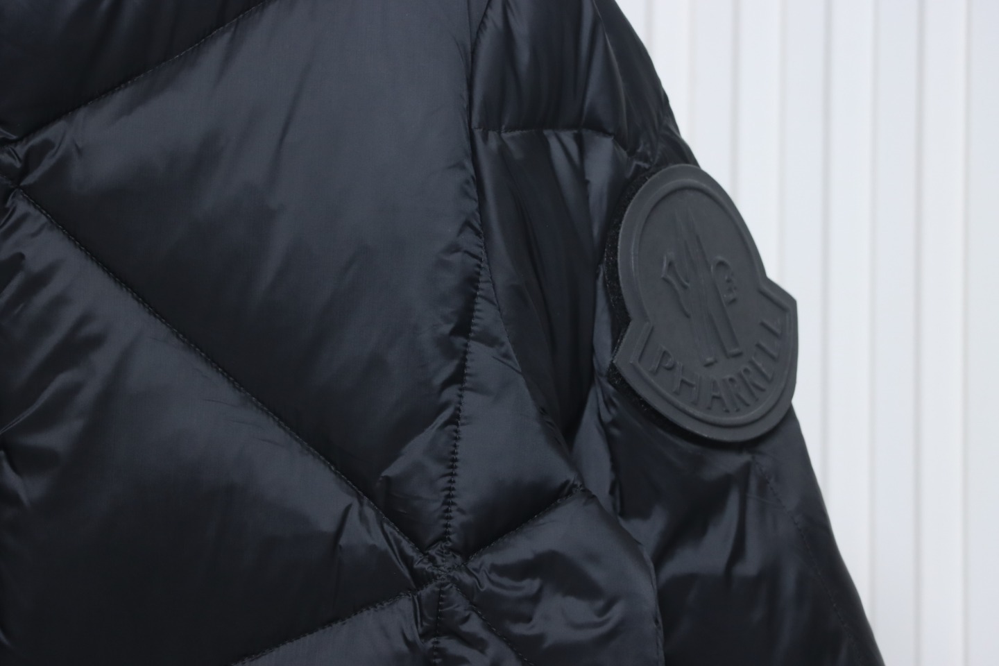 Coco Shoes Moncler Genius x Pharrell Williams Padded Oak Jacket - Cocoshoesvip.net