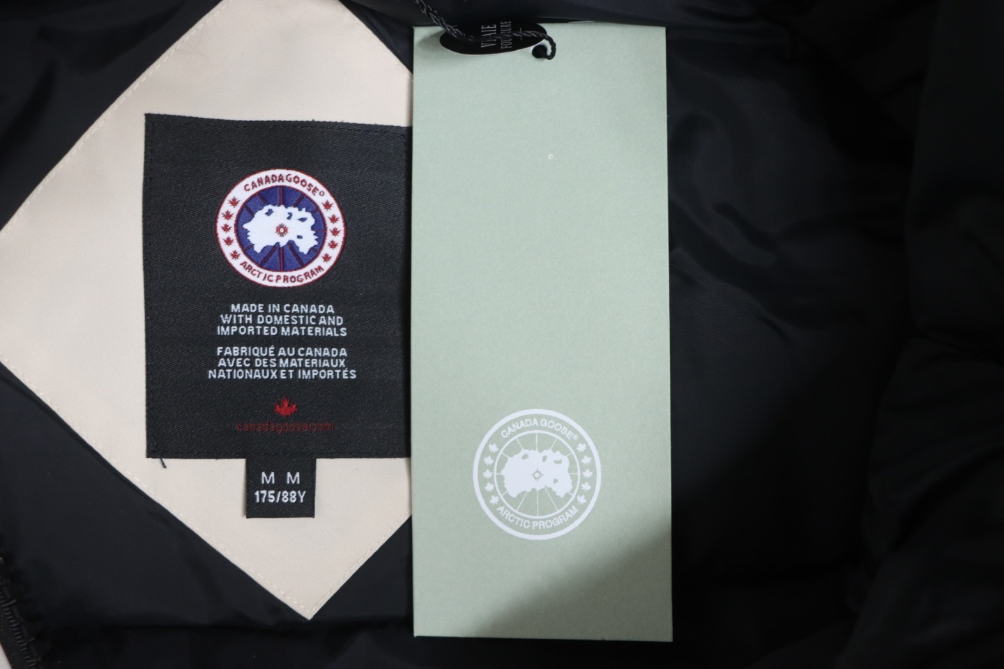 Coco Shoes Canada Goose Chilliwack Hooded Bomber Jacket White - Cocoshoesvip.net