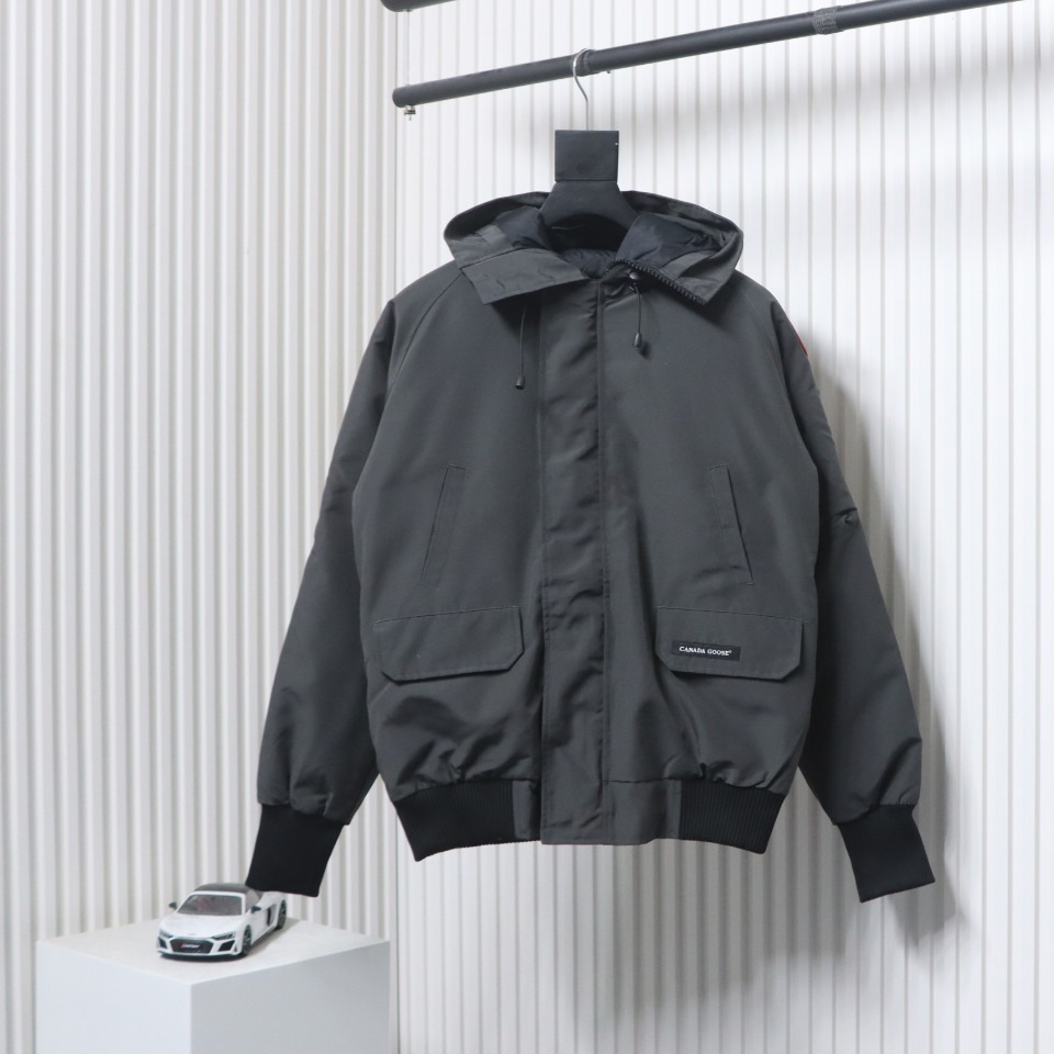 Coco Shoes Canada Goose Chilliwack Hooded Bomber Jacket Grey - Cocoshoesvip.net