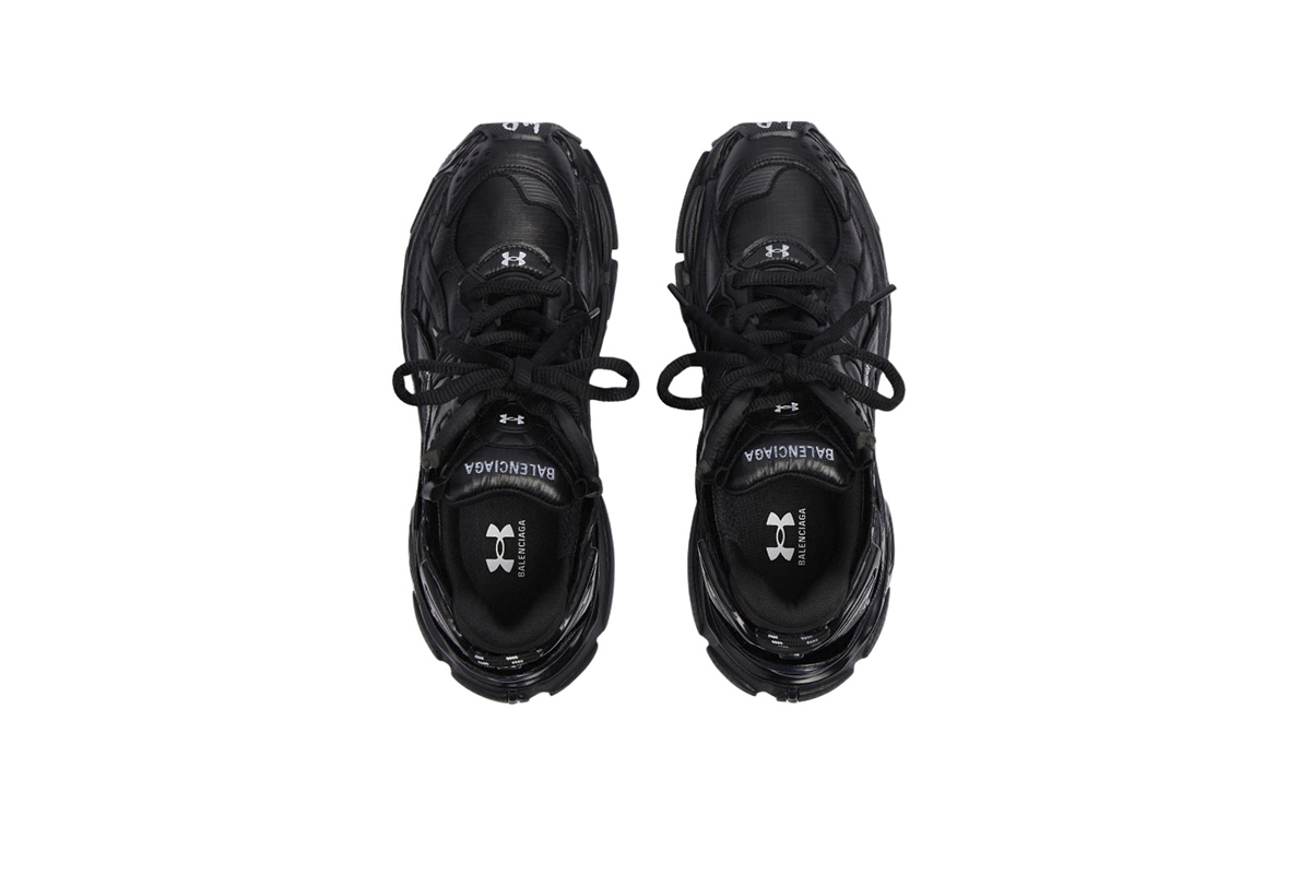 Coco Shoes Balenciaga Runner Under Armour® Runner Ripstop Sneaker in Black（Men’s）813793WRUCU1000 - Cocoshoesvip.net