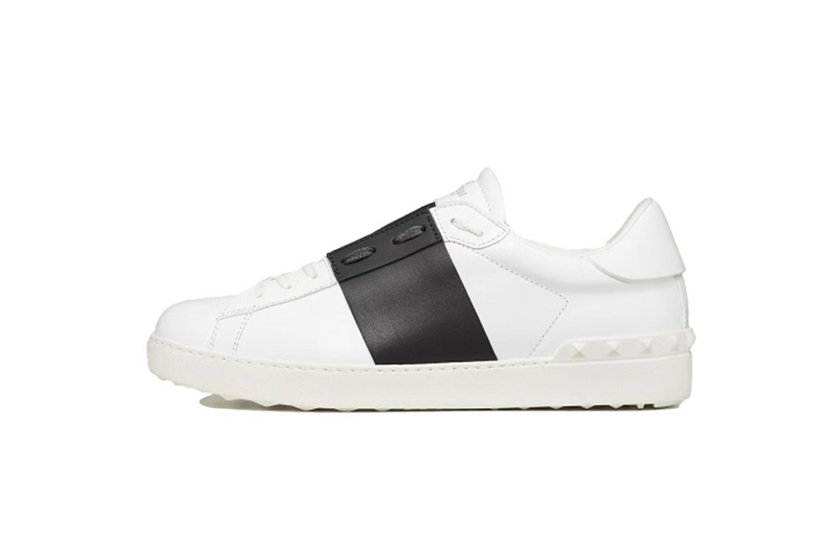 Coco Shoes Valentino Garavani Rockstud Untitled sneaker in calfskin leather with tonal studs UY2S0830BLUA01