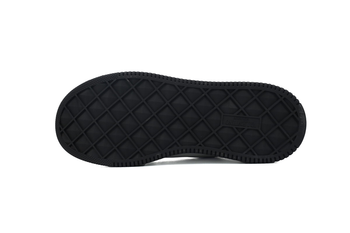 Coco Shoes Valentino Garavani Low Top Chunky Sneakers Leather White Gray