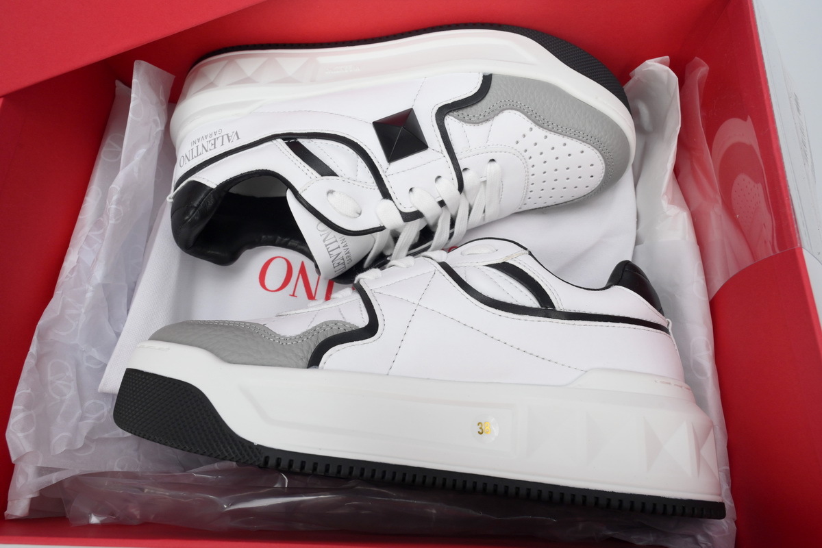 Coco Shoes Valentino Garavani Low Top Chunky Sneakers Leather White Gray