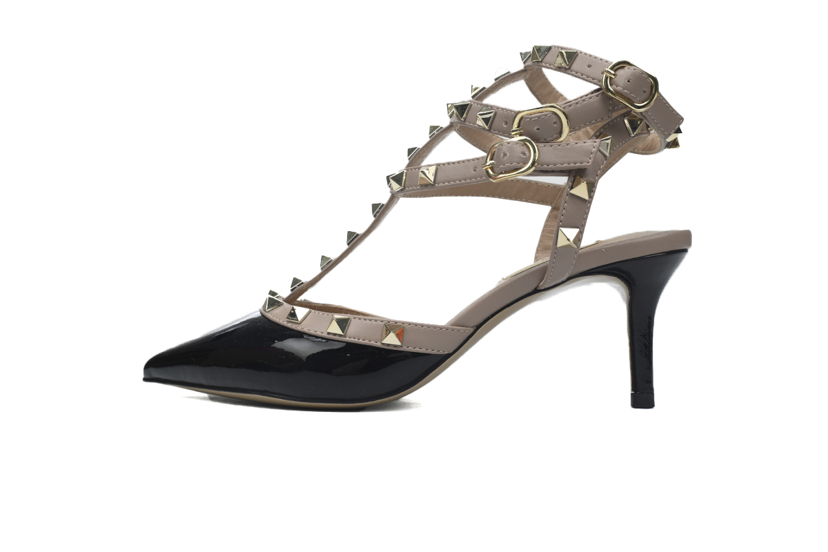 Coco Shoes Valentino Garavani Rockstud Patent Leather Studded Pump Black