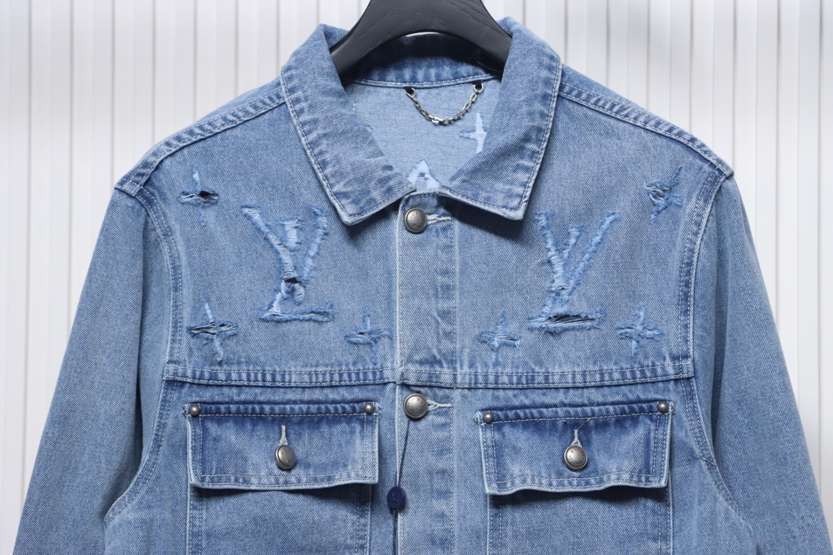 Louis Vuitton Denim Skate old presbyard jacket