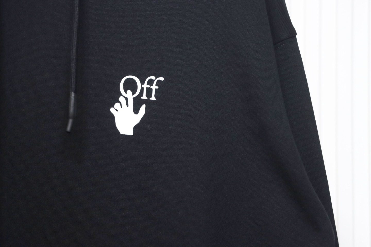 Coco Shoes Off-White Caravaggio Arrow Over Hoodie Black