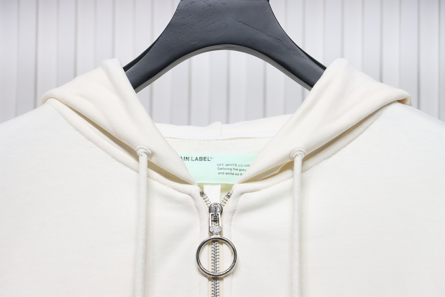 Coco Shoes Off-White Pascal Arrow Zipped Hoodie White