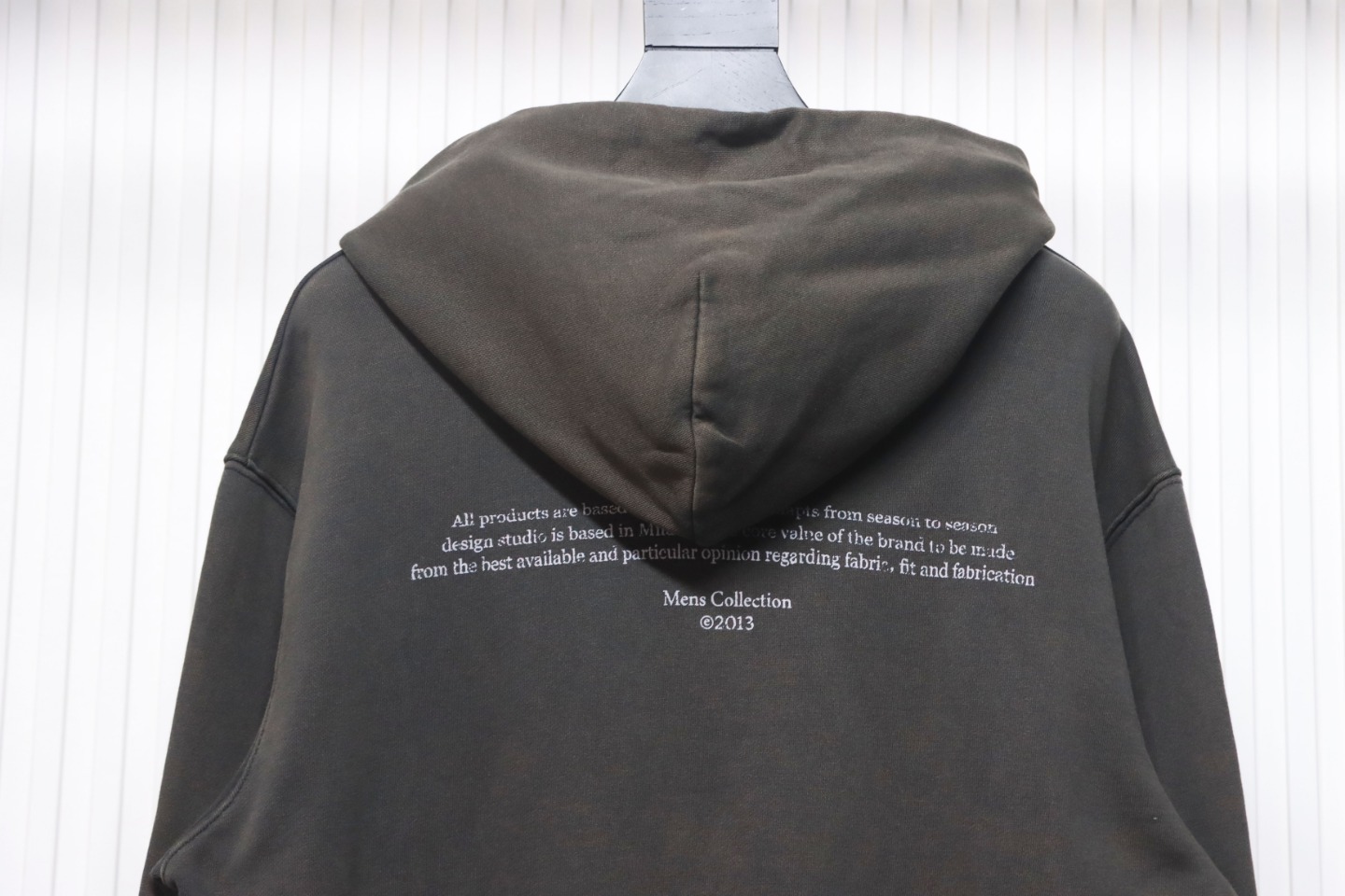 Coco Shoes Off-White Graphic Print Cotton Drawstring Hoodie